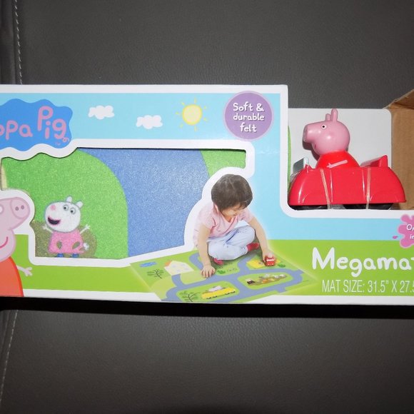 PEPPA PIG SOFT & DURABLE FELT MEGAMAT W/RED CAR - Picture 1 of 3